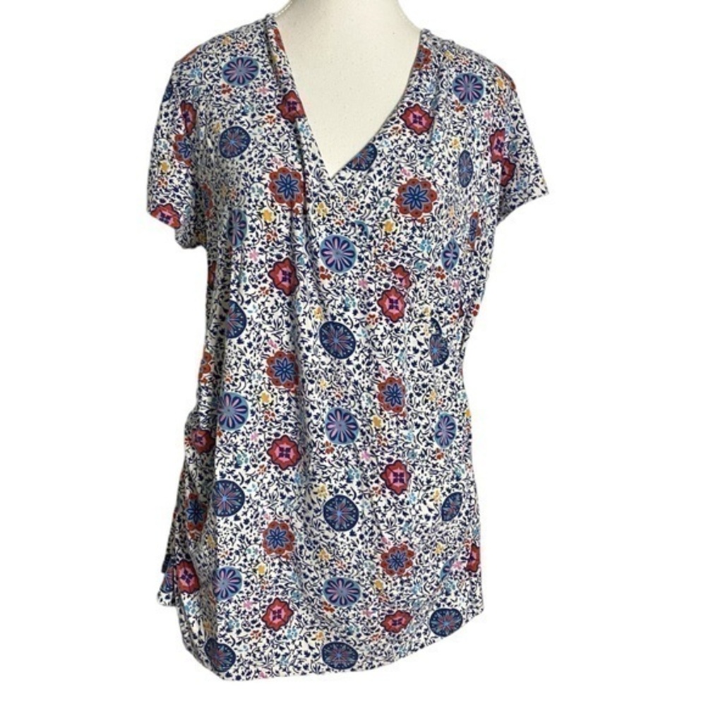 Boden Blue Floral Medallion Print Neck Jersey
Short Sleeve Faux Wrap Shirt